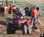 Shovel race. Photo by Dawn Ballou, Pinedale Online.