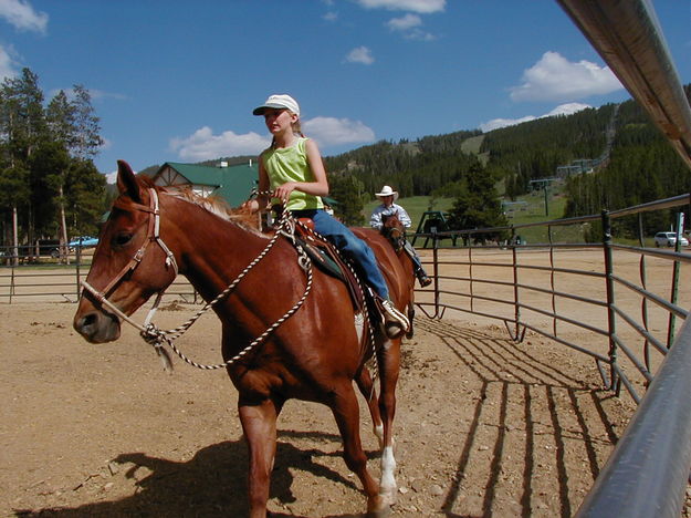 Horseback Riding Lessons. Photo by Dawn Ballou, Pinedale Online.