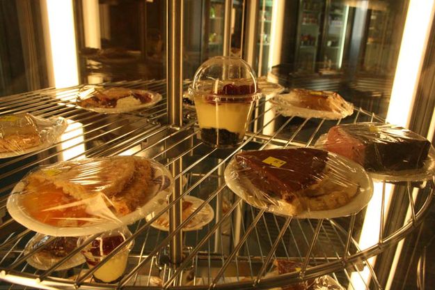 Desserts. Photo by Dawn Ballou, Pinedale Online.