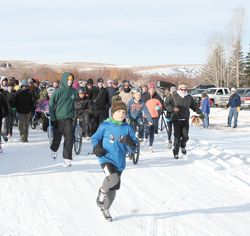 Turkey Trotters. Photo by Andrew Setterholm, Sublette Examiner.