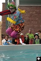 Freezing for funds. Photo by Matthew Manguso, Pinedale Roundup.