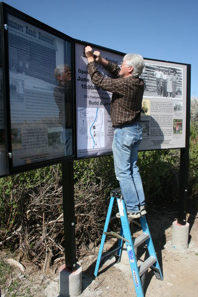 Open sign. Photo by Dawn Ballou, Pinedale Online.