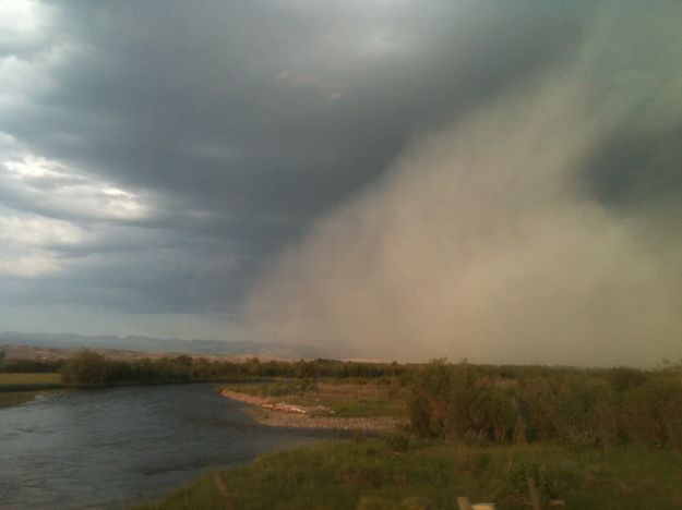 Dust storm. Photo by Dawn Ballou, Pinedale Online.