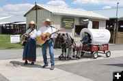 Traveling Opry. Photo by Dawn Ballou, Pinedale Online.