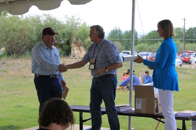 Journal awards. Photo by Dawn Ballou, Pinedale Online.