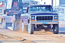 Rev your engines. Photo by Megan Neher, Pinedale Roundup.