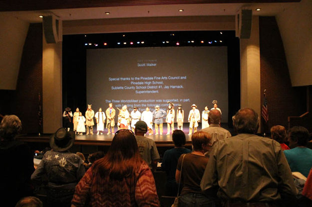 Standing Ovation. Photo by Dawn Ballou, Pinedale Online.