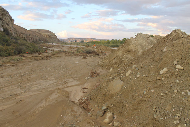 Dirt piles. Photo by Dawn Ballou, Pinedale Online.