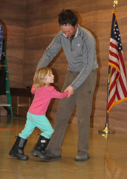 Dancing to the music. Photo by Dawn Ballou, Pinedale Online.