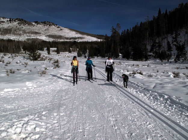 Skiing fun. Photo by Mike Looney, Sublette County Recreation Board.