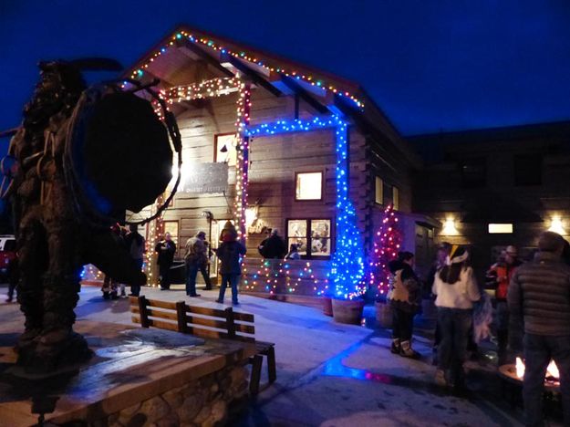 Mountain Man Christmas. Photo by Dawn Ballou, Pinedale Online.