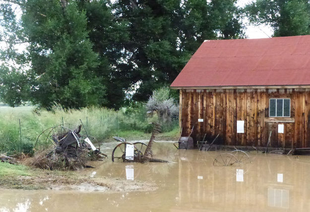 Yard lake. Photo by Dawn Ballou, Pinedale Online.