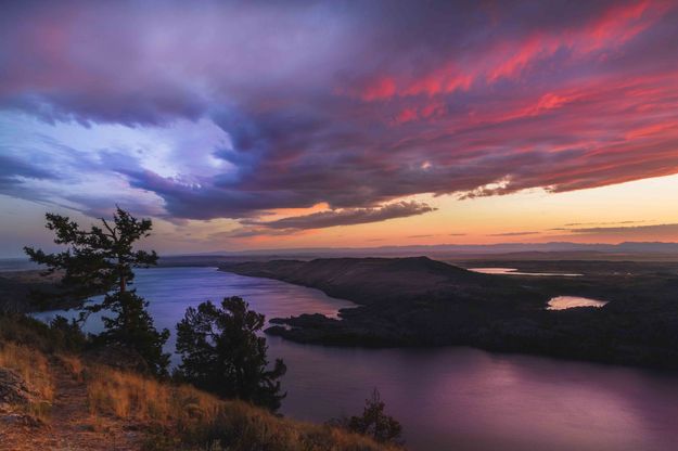 Fremont Lake sunset. Photo by Dave Bell.