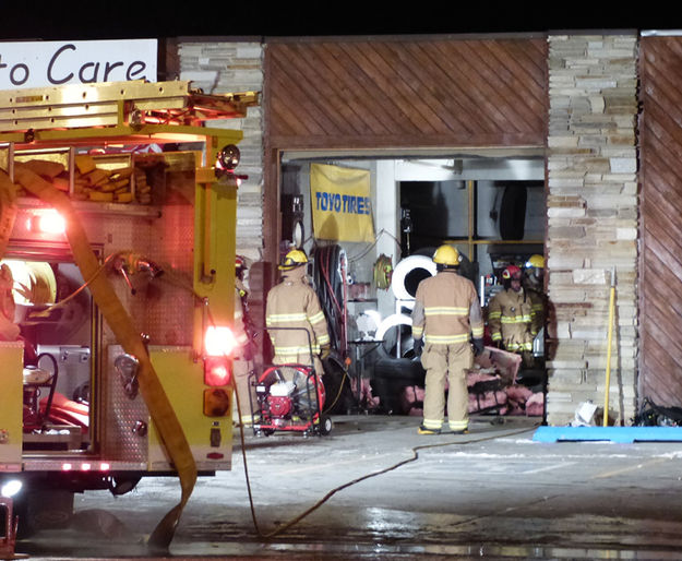 Garage. Photo by Dawn Ballou, Pinedale Online.