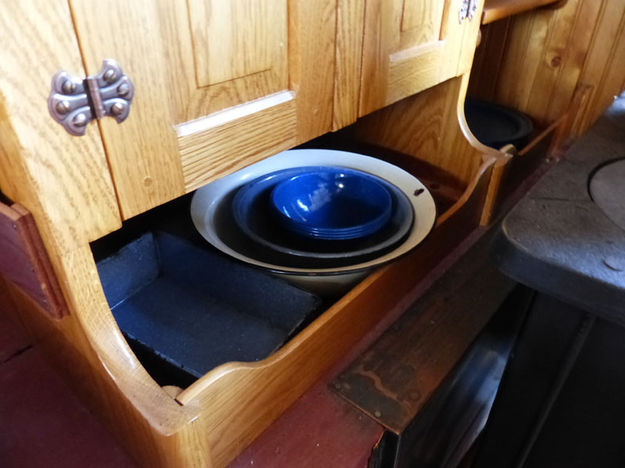 Dishes. Photo by Dawn Ballou,  Pinedale Online.