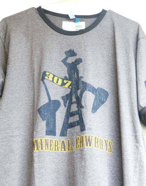 Mineral Cowboys t-shirt. Photo by Dawn Ballou, Pinedale Online.