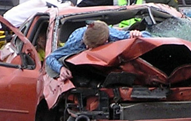 Passenger through the windshield. Photo by Bob Rule, KPIN 101.1FM Radio.