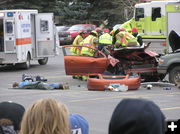 Cutting off roof. Photo by Bob Rule, KPIN 101.1FM Radio.