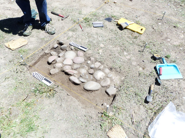 Exposed rocks. Photo by Dawn Ballou, Pinedale Online.