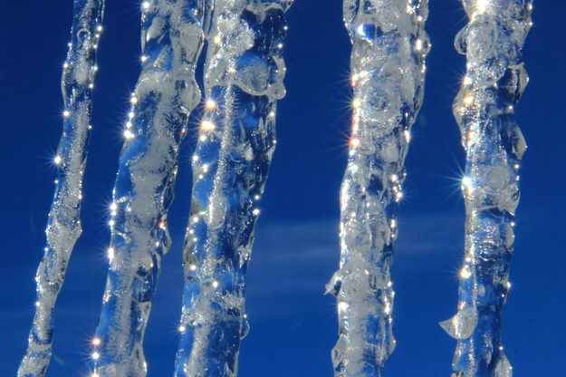 Icicle diamonds. Photo by Fred Pflughoft.