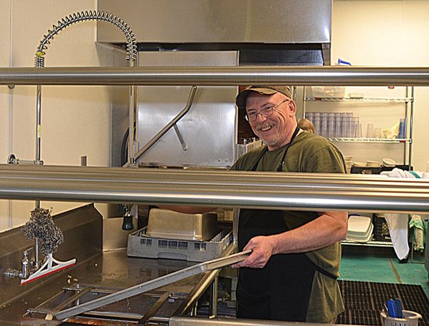 The Happy Pan Washer. Photo by Terry Allen.