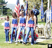 Noble girls. Photo by Dawn Ballou, Pinedale Online.