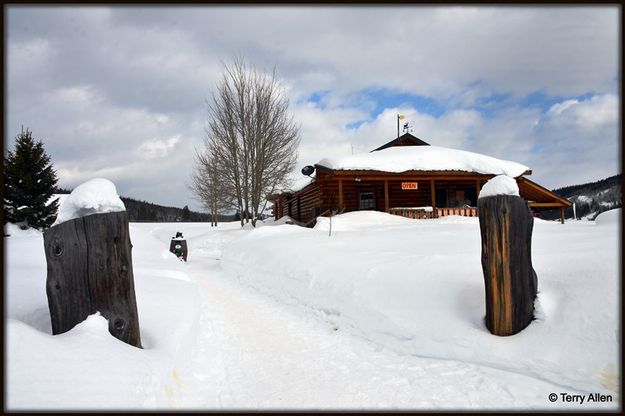 Kendall Valley Lodge. Photo by Terry Allen.