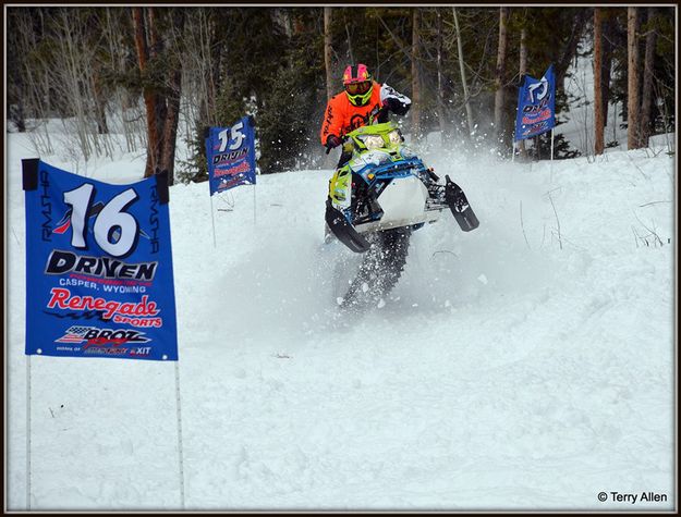 Unknown Sledder. Photo by Terry Allen.