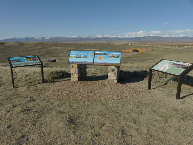 Interpretive signs. Photo by Pinedale Online.