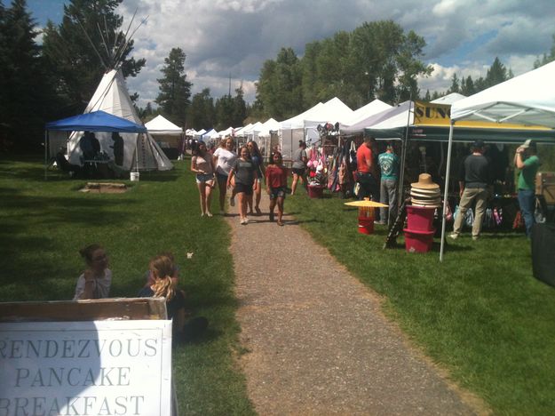 Vendor Fair. Photo by Dawn Ballou, Pinedale Online.