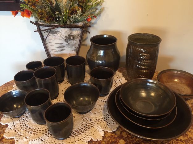 Rita's pottery. Photo by Dawn Ballou, Pinedale Online.
