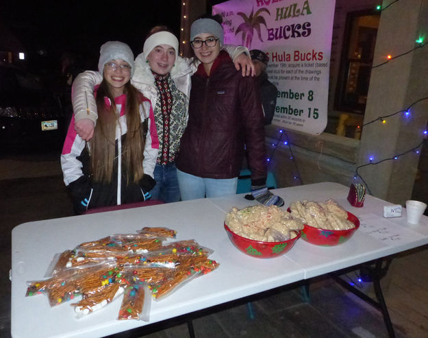 Snacks. Photo by Dawn Ballou, Pinedale Online.