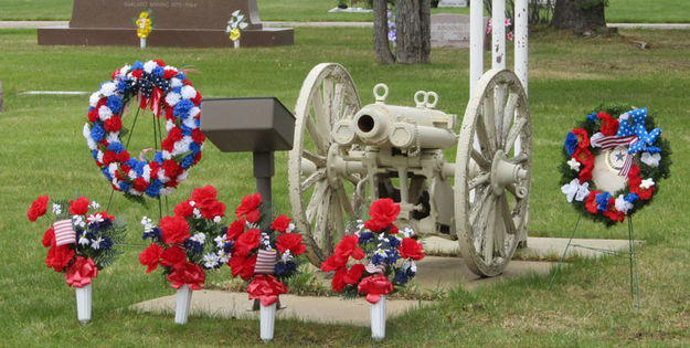 Memorial. Photo by Dawn Ballou, Pinedale Online.