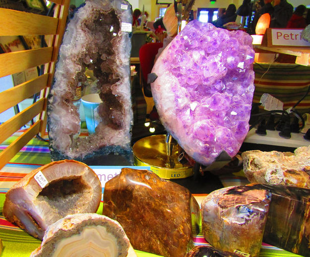 Amythyst and Geodes. Photo by Dawn Ballou, Pinedale Online.