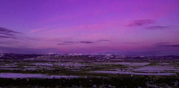 Purple Pinedale sunset. Photo by Tony Vitolo.