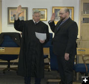 Swearing-In. Photo by Dawn Ballou, Pinedale Online.