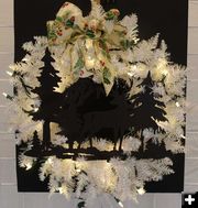 White Wreath with Deer. Photo by Pinedale Online.