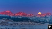 Alpenglow. Photo by Dave Bell.