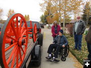Showing Monte the wagon. Photo by Dawn Ballou, Pinedale Online.