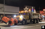 Lighted Snowplow. Photo by Pinedale Online.