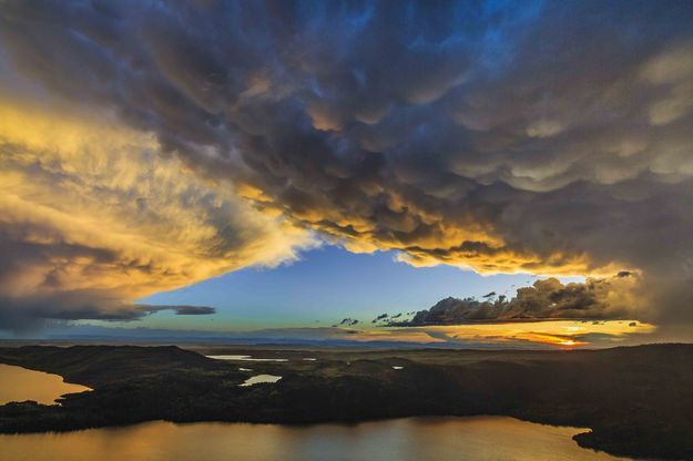 Busy Sunset. Photo by Dave Bell.