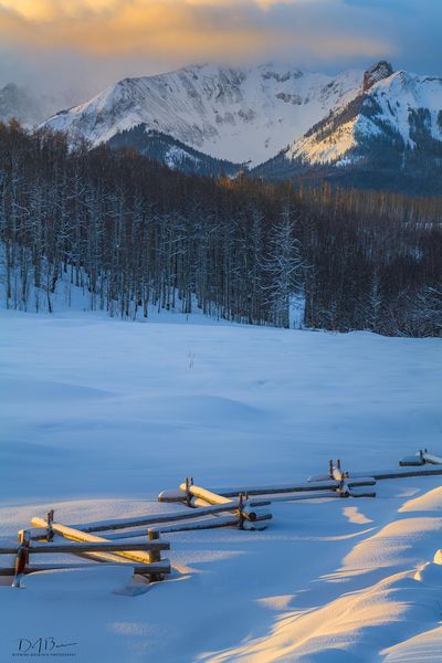 Dallas Divide Mountain Scenery. Photo by Dave Bell.