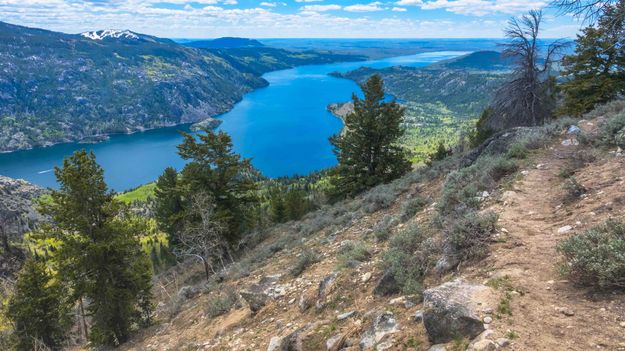 The Glimpse Lake Trail. Photo by Dave Bell.