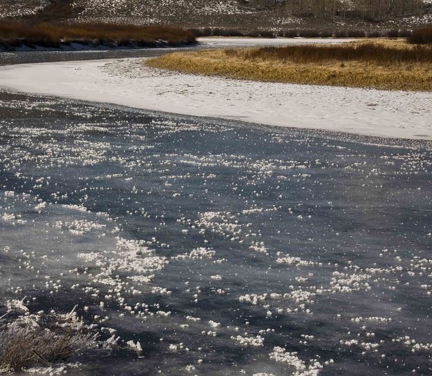 Green River--Froze Solid!. Photo by Dave Bell.