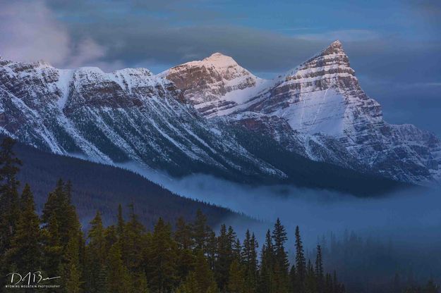 Icefields Scenery. Photo by Dave Bell.