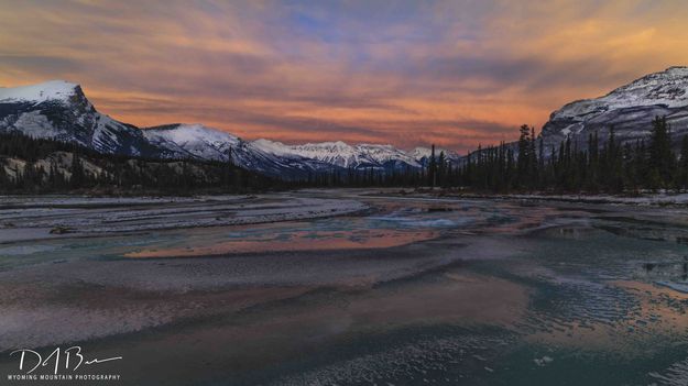 Saskatchewan Crossing Sunset. Photo by Dave Bell.