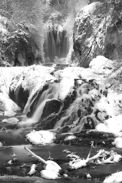 Roughlock Falls. Photo by Dave Bell.