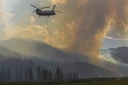 Billings Flying Service Chinook. Photo by Dave Bell.