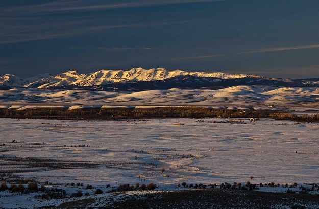 Sawtooths Over Daniel Valley. Photo by Dave Bell.