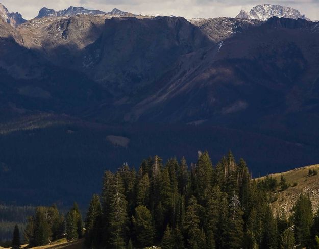 Gannett Peeks Above Ridgelines. Photo by Dave Bell.